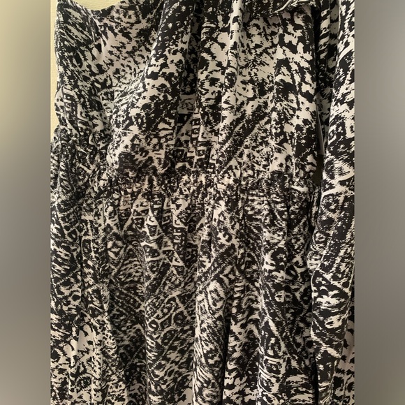 Joie June Ikat Print One-Shoulder Silk Dress - Picture 6 of 11